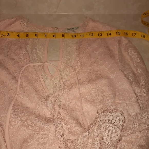 Charlotte Russe Lace Romper in Blush Pink - Picture 4 of 13